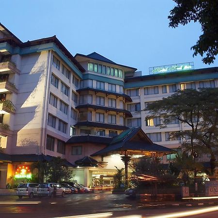 Kedaton Hotel Bandung Dış mekan fotoğraf