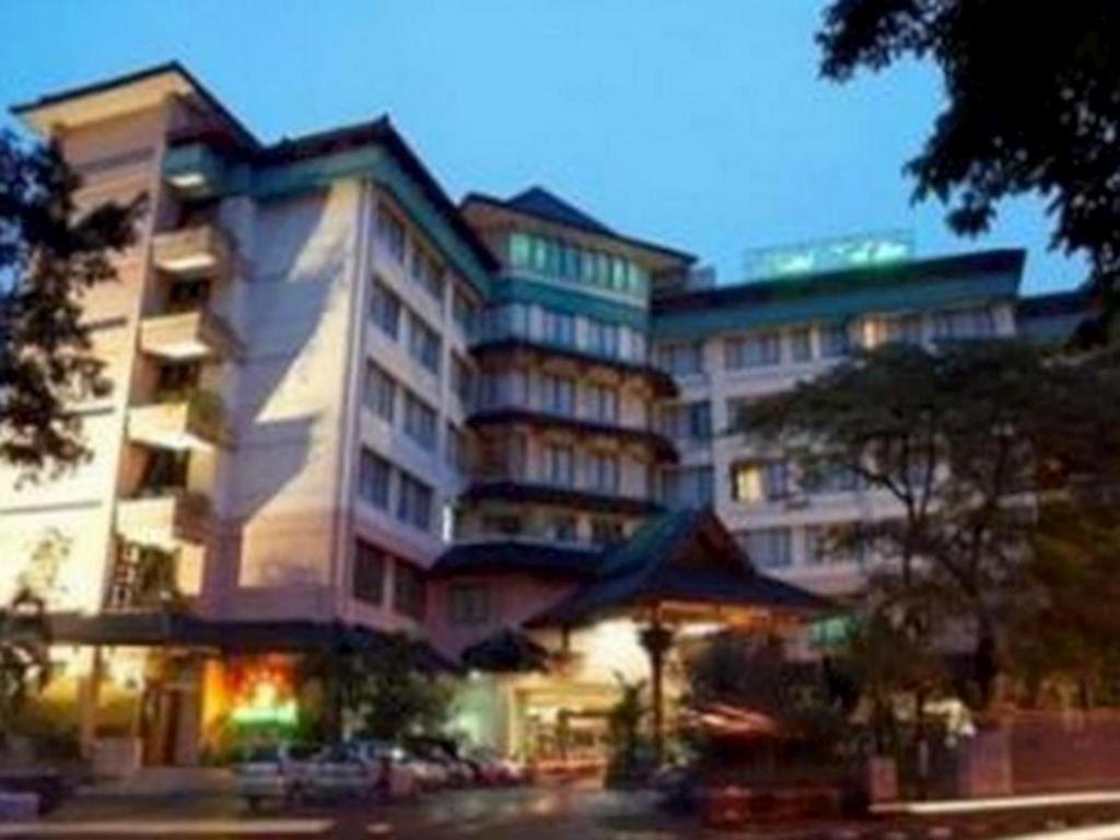 Kedaton Hotel Bandung Dış mekan fotoğraf