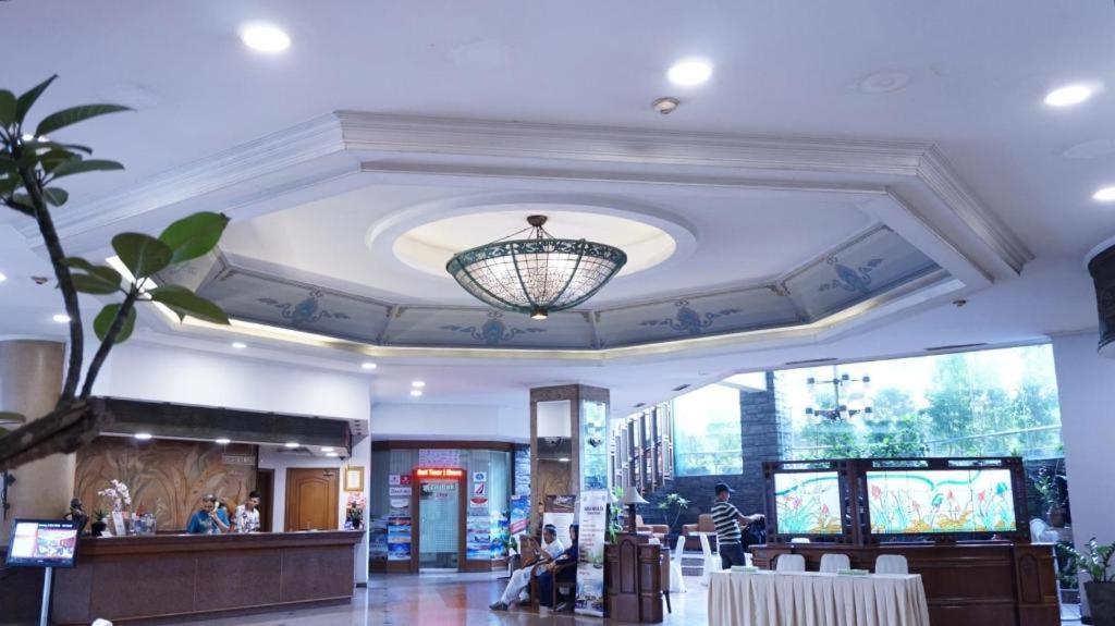 Kedaton Hotel Bandung Dış mekan fotoğraf